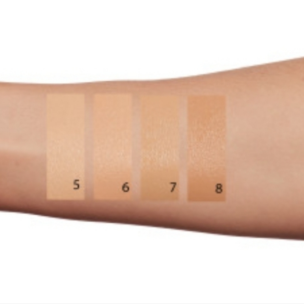 NEW - NEVER USED Charlotte Tilbury Magic Away Concealer- Shade 8 Medium - Picture 6 of 7